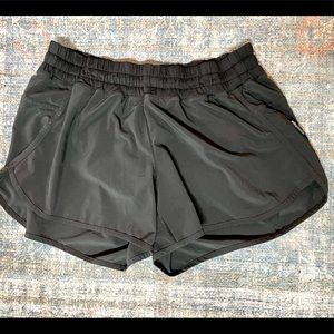 Lululemon Tracker Short 4”